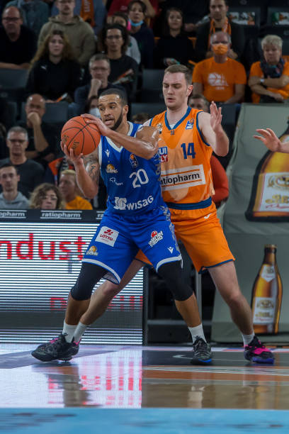 乒乓球的热 乒乓球的热