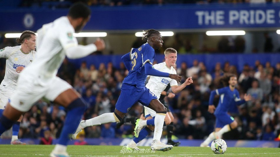 国乒战胜罗 国乒战胜罗