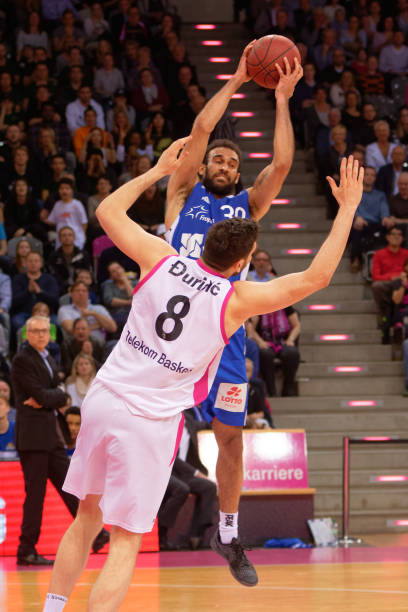 在这个不断 在这个不断