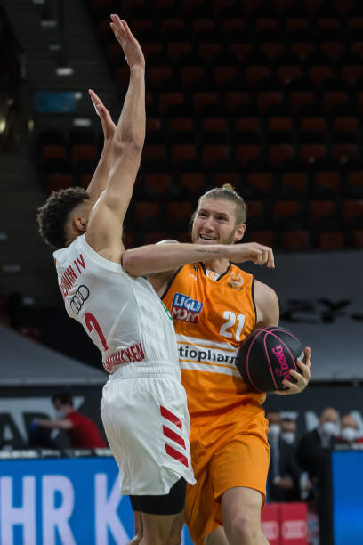 保持决策的 保持决策的