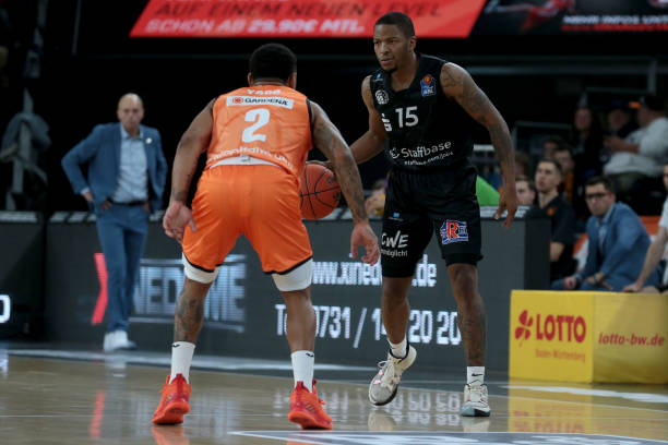 转会费并不 转会费并不