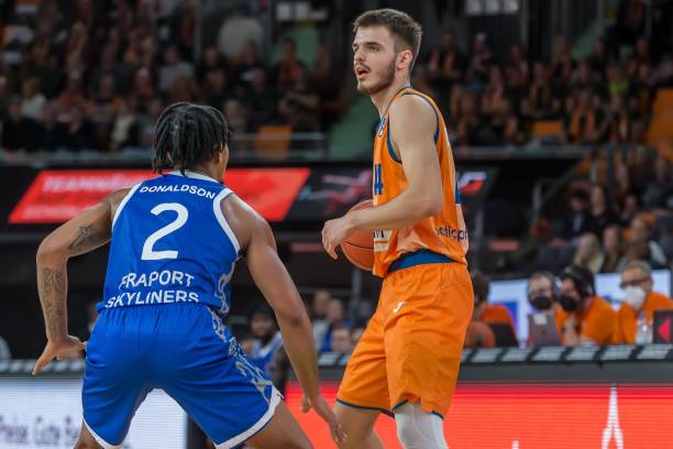 下场比赛看 下场比赛看