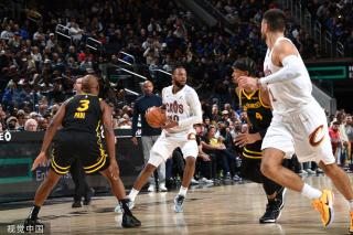 对阵布伦特 对阵布伦特